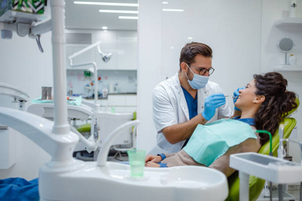 Best Wisdom Tooth Removal  in Carpentersvle, IL